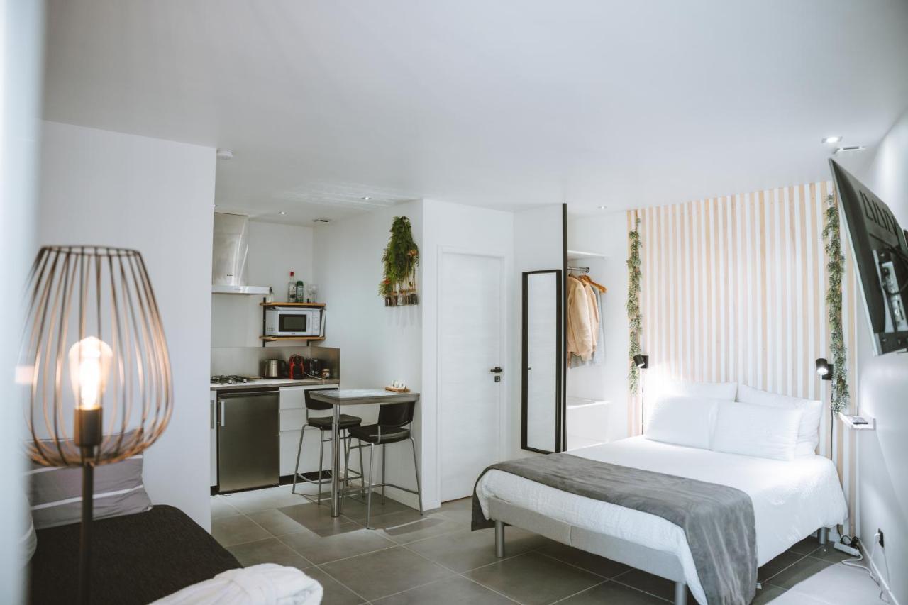 Sky - Gite Meuble & Confort Drome - Ecolodgite Laveyron Exterior photo